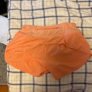 Lululemon bottoms size 8